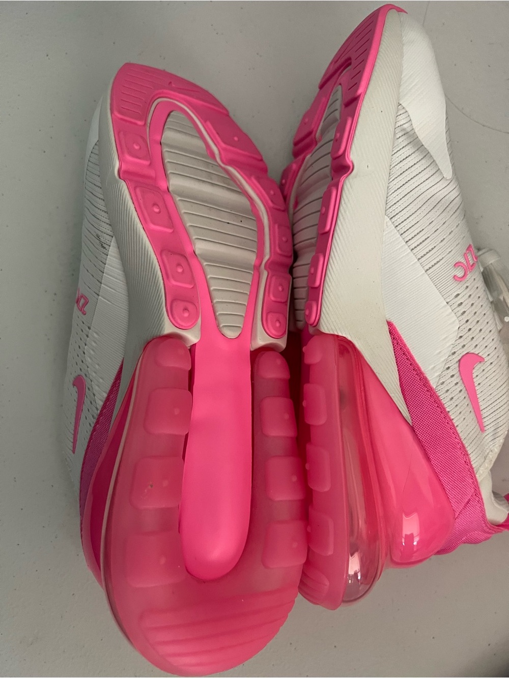 Nike Women's Air Max 270 Shoes size W7 - Picture 4 of 4